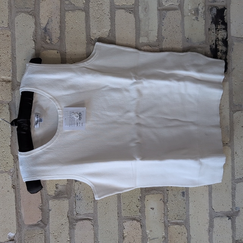 NWT Croft And Barrow Ivory/Cream Sleeveless Knit Top